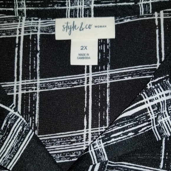 Style & Co Light-weight tunic with babydoll bust - Picture 2 of 2